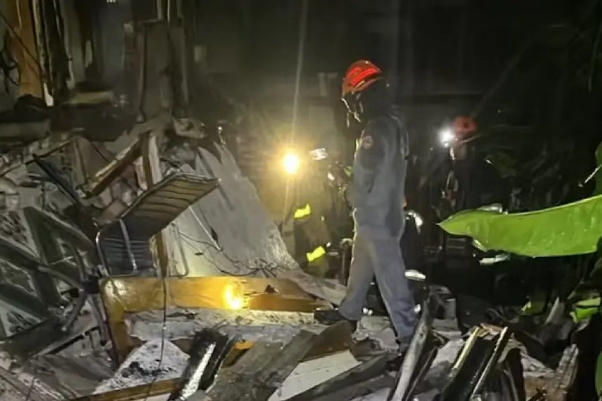 Sobrado desaba e deixa uma pessoa morta e duas feridas em São Paulo 