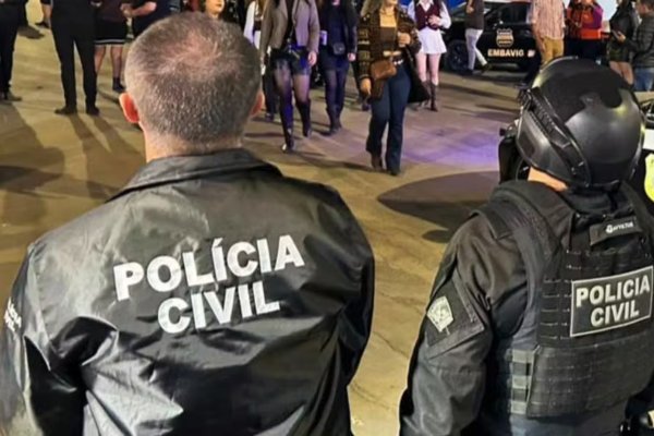 [Homem é preso por porte ilegal de arma de fogo ao intimidar comerciante na Bahia]