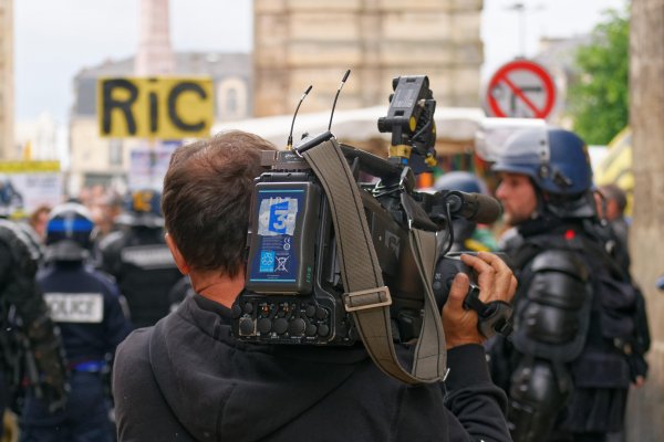 [Queda na liberdade de imprensa pode reduzir PIB em até 2%, aponta Unesco]