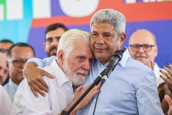 [Vídeo: Jerônimo se emociona ao sair em defesa de Jaques Wagner: “Confiamos em você”]