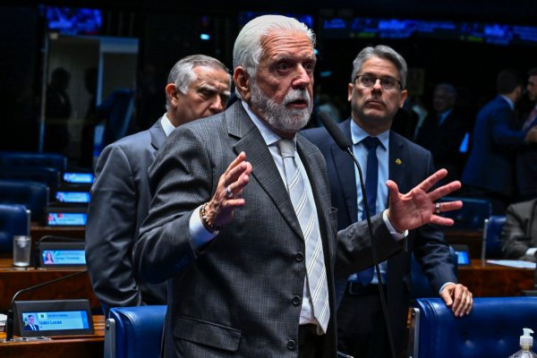[PF contesta versão de Jaques Wagner sobre dinheiro apreendido em hotel de Brasília, diz jornal]