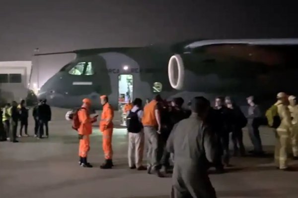 [Brasil envia terceiro avião com ajuda humanitária à Venezuela]