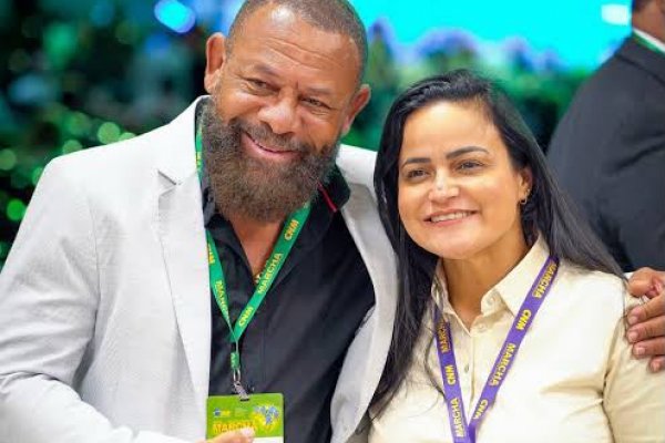 [Prefeita de Lauro de Freitas se manifesta após prisão do presidente da Câmara]