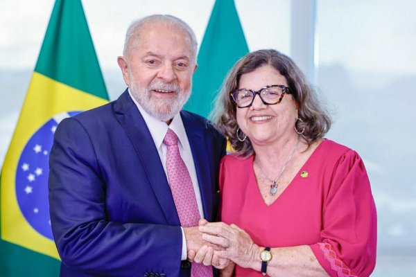 [Lula tem primeira reunião presencial com Teresa Leitão, nova líder do governo no Senado]