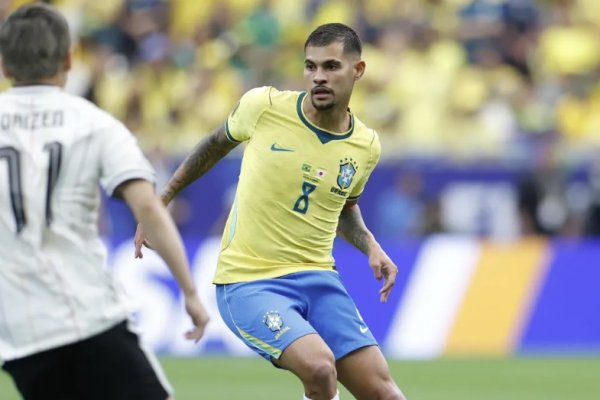 [Destaque na virada do Brasil, Bruno Guimarães é o líder em assistências na Copa do Mundo]