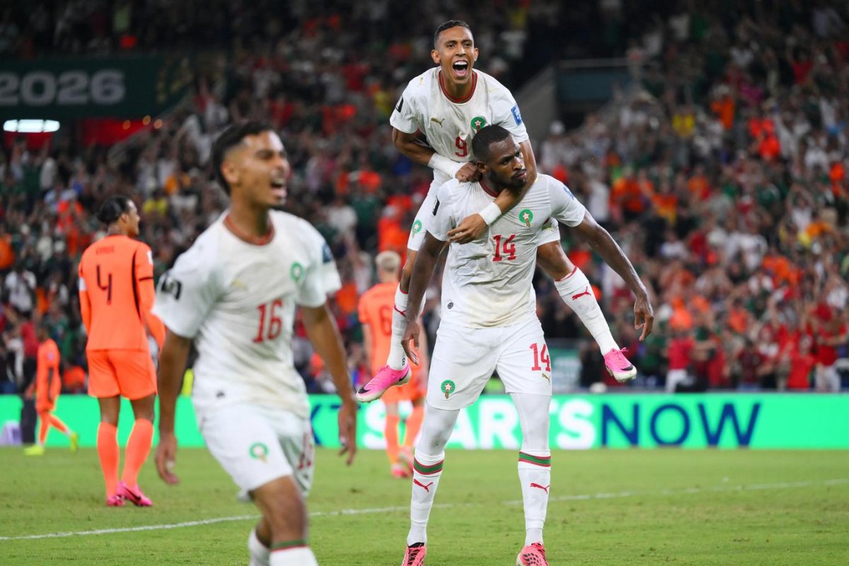 Marrocos elimina a Holanda nos pênaltis e avança às oitavas da Copa do Mundo 
