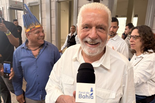 [Vídeo: Jaques Wagner rebate críticas sobre a Ponte Salvador-Itaparica e cita 'desespero' da oposição ]