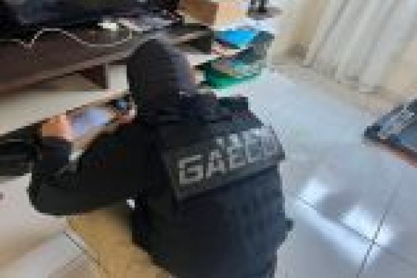 [Homem é preso e mandados de busca são cumpridos em operação contra desvio de recursos em hospital na BA]