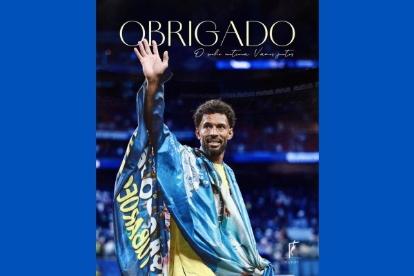 [Goleiro Vozinha publica texto nas redes sociais agradecendo as seguidores pelo apoio ]
