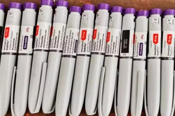 [Com contrabando do Paraguai, PF apreende 758 canetas emagrecedoras no Brasil em 2026]