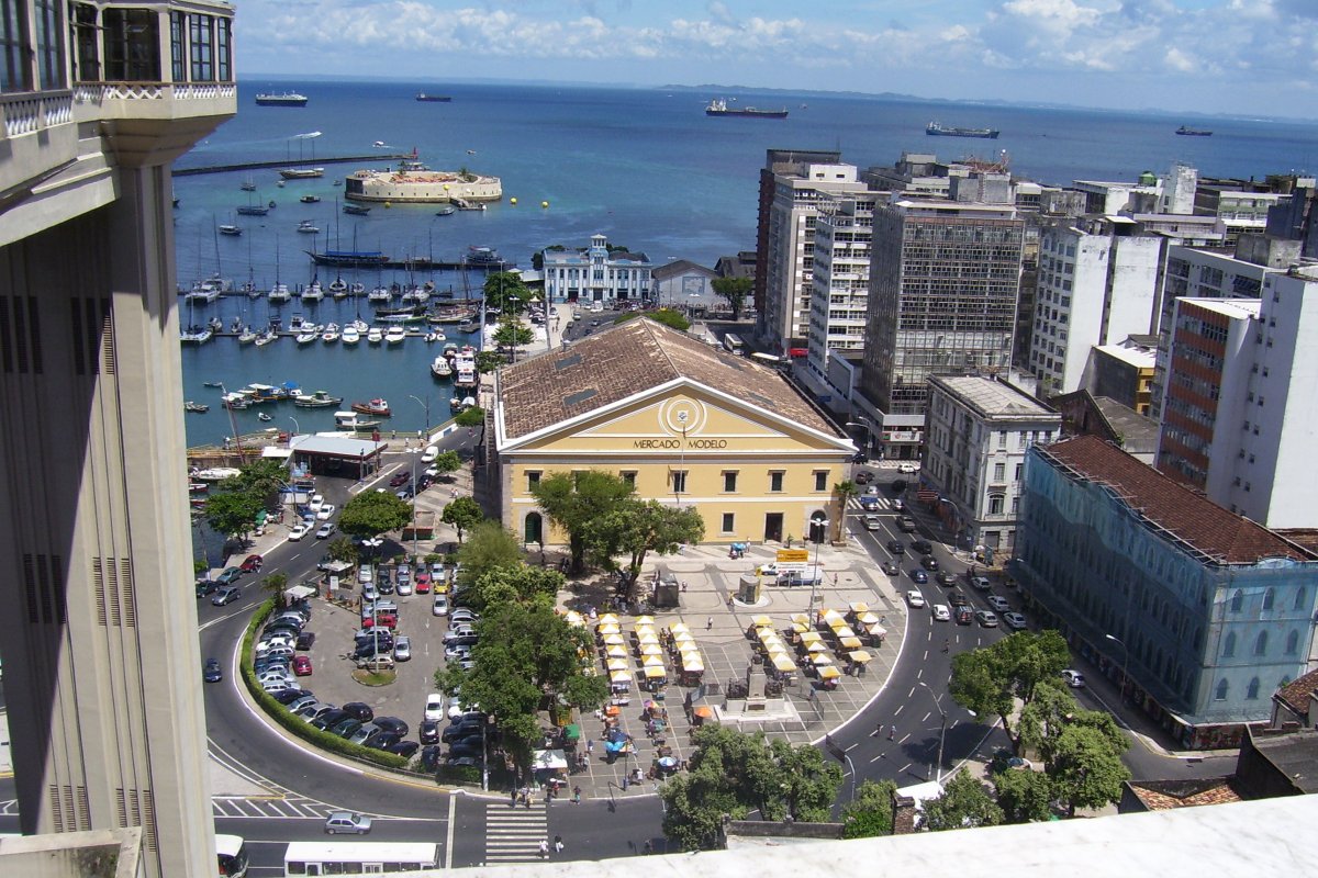 Saiba onde assistir o jogo entre Brasil e Noruega de graça em Salvador