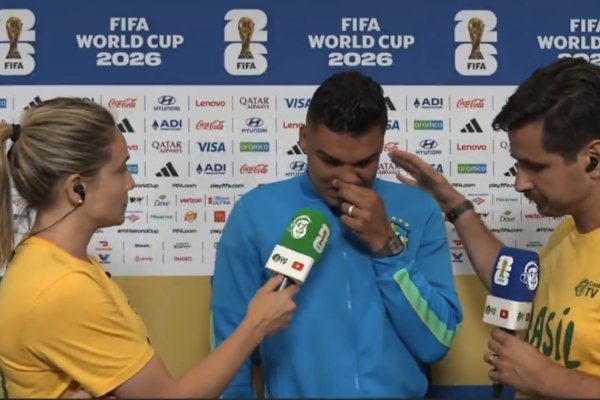 [Casemiro chora após pergunta de Fernanda Gentil sobre crianças que sonham com a Copa; assista]