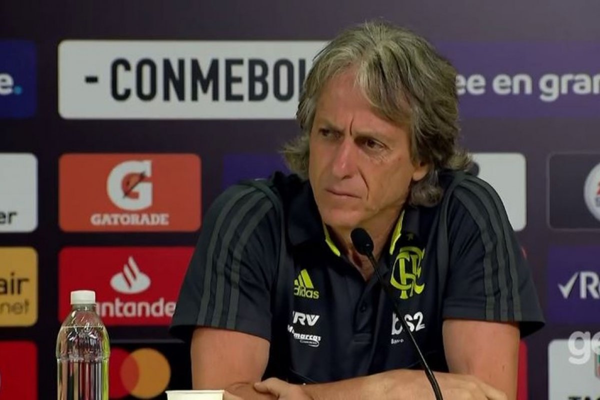 Técnico do Flamengo, Jorge Jesus testa positivo para coronavírus