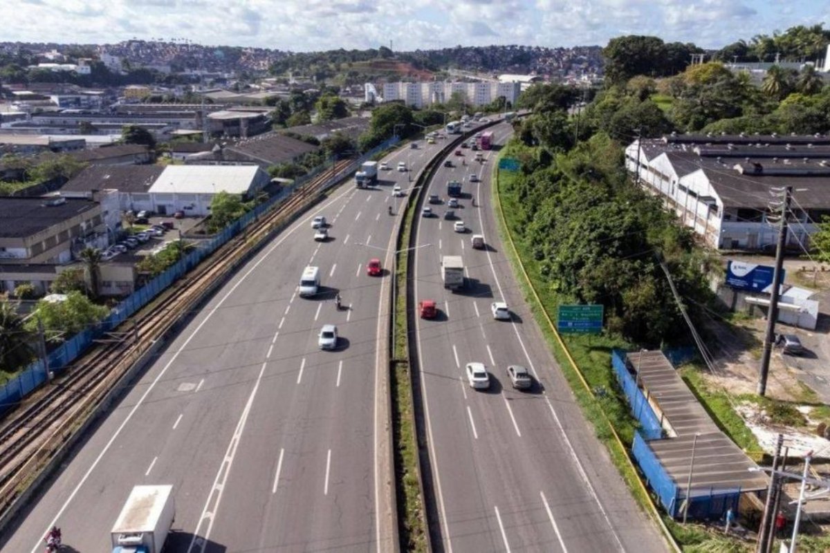 Trecho da BR-324 será bloqueado por cinco dias na Bahia