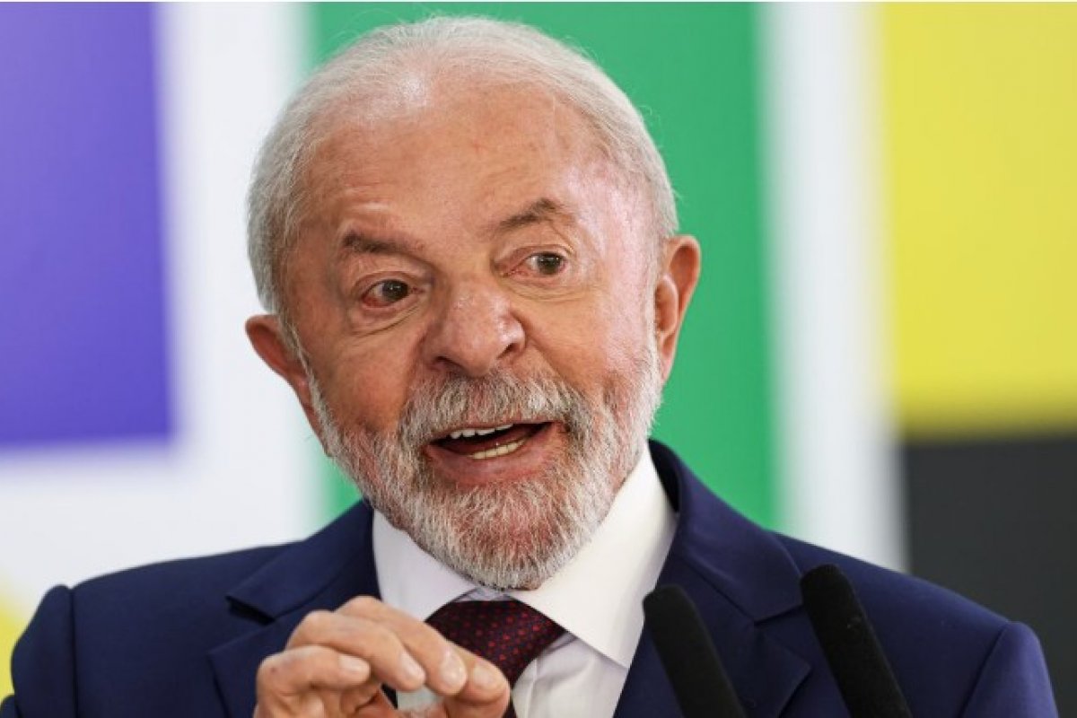 Lula se manifesta a favor do fim da escola 6x1 em meio a entraves da proposta no Senado