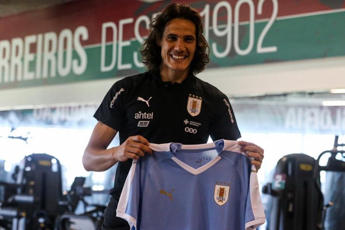 Uruguai sorteia camisa pelas redes sociais