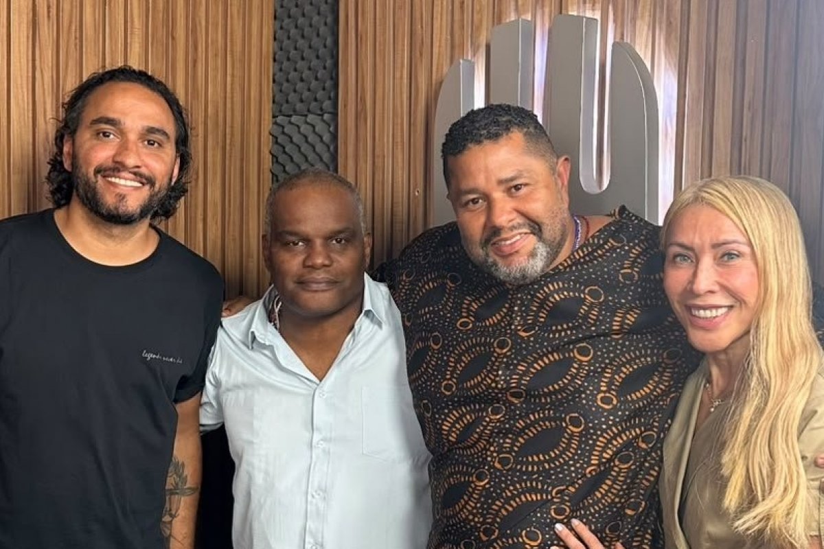 "Você não vê as coisas como elas são, você vê as coisas como você é', diz Alessandra Bastos em debate sobre racismo no Podomblé