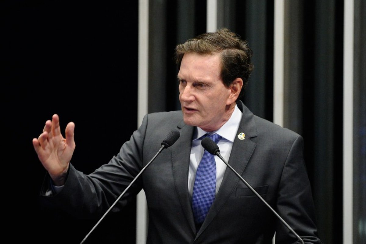 Marcelo Crivella é absolvido de impeachment por vereadores do Rio