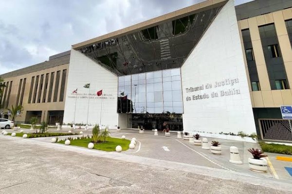 [TJ-BA determina pagamento de indenização de R$ 100 mil a filho e viúva de guarda morto em serviço]