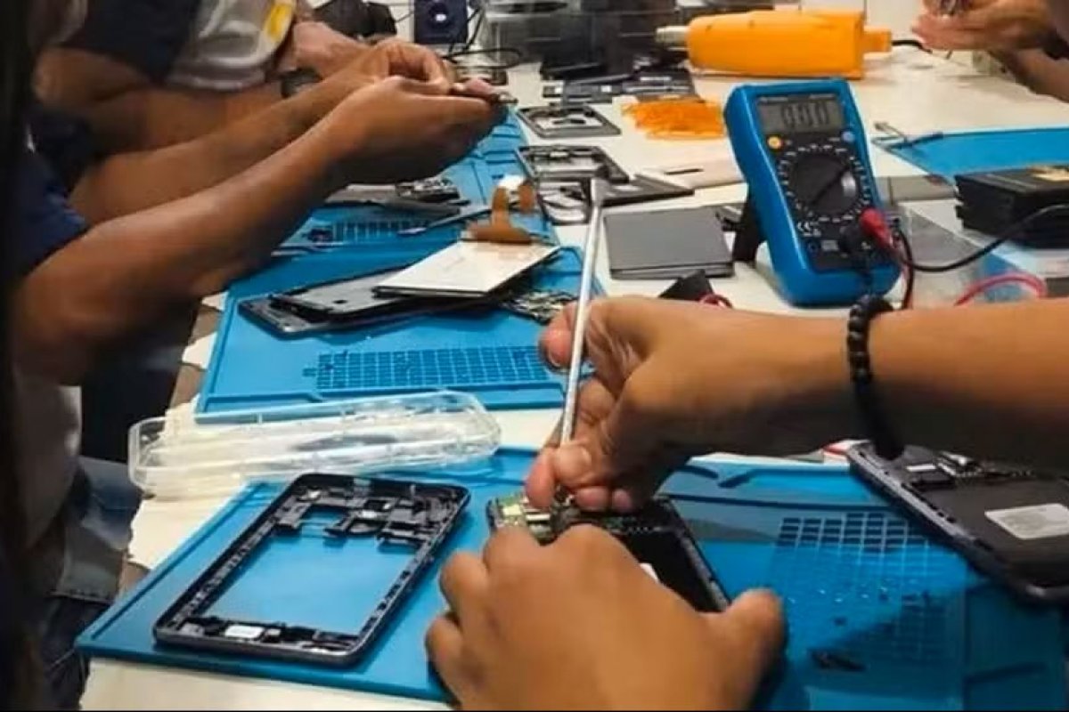 Cursos gratuitos de capacitação nos setores de tecnologia, inovação e economia circular são oferecidos por centro em Salvador