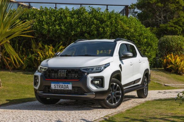 [Fiat vende 270.000 unidades até junho e lidera vendas no país ]
