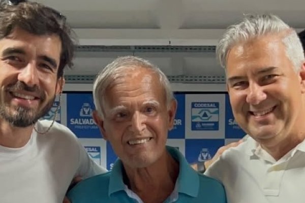 [Codesal homenageia engenheiro José Roberto Casqueiro por 57 anos de serviços prestados à Prefeitura de Salvador!]