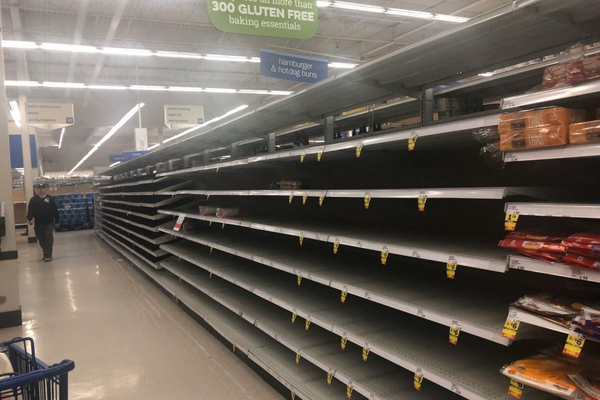 Baiana relata prateleiras vazias em supermercados americanos
