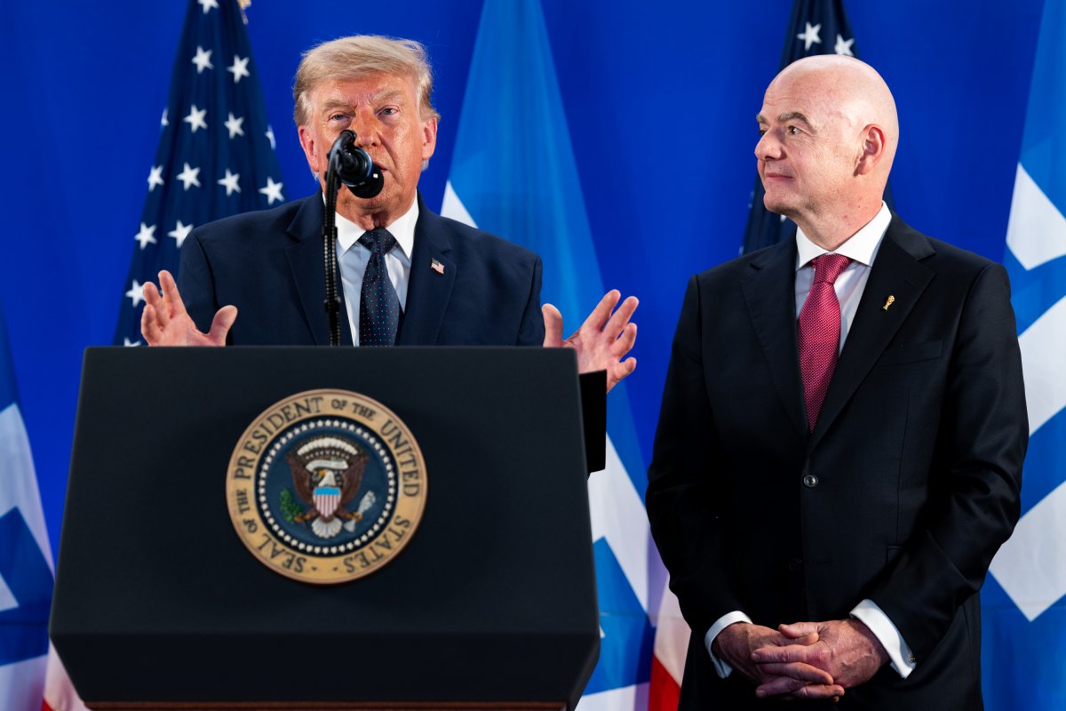Trump quer que presidente da FIFA seja próximo chefe da ONU, diz jornal americano