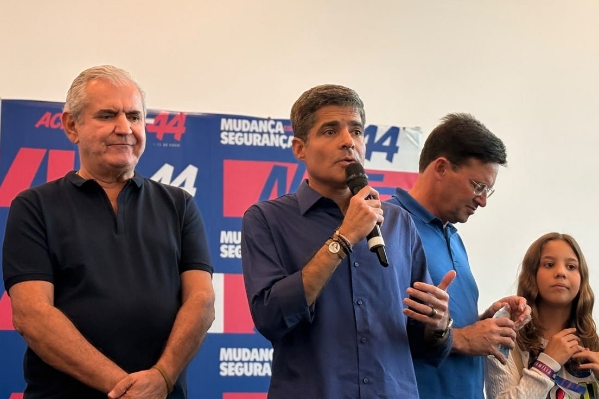 ACM Neto confirma candidatura com slogan 'Mudança com Segurança': "A mudança é a senha"