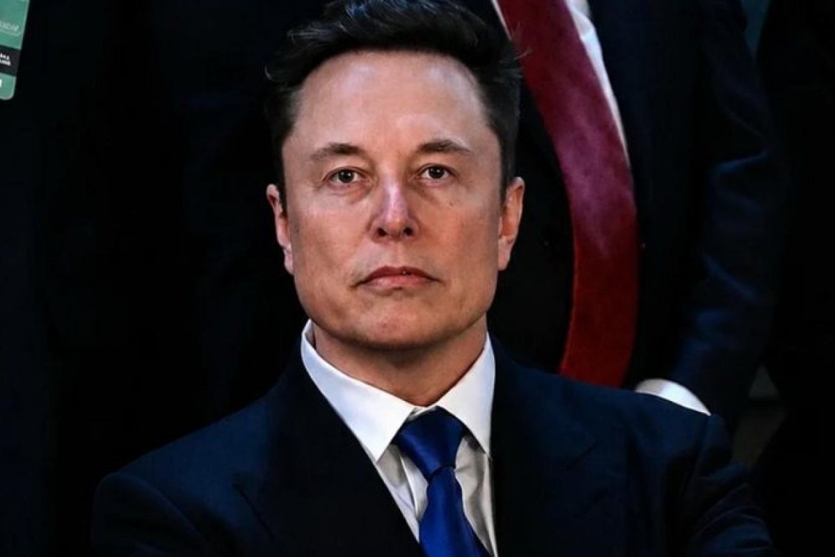 Balanço ‘decepcionante’ da Tesla faz Elon Musk perder R$ 94,86 bilhões em um dia