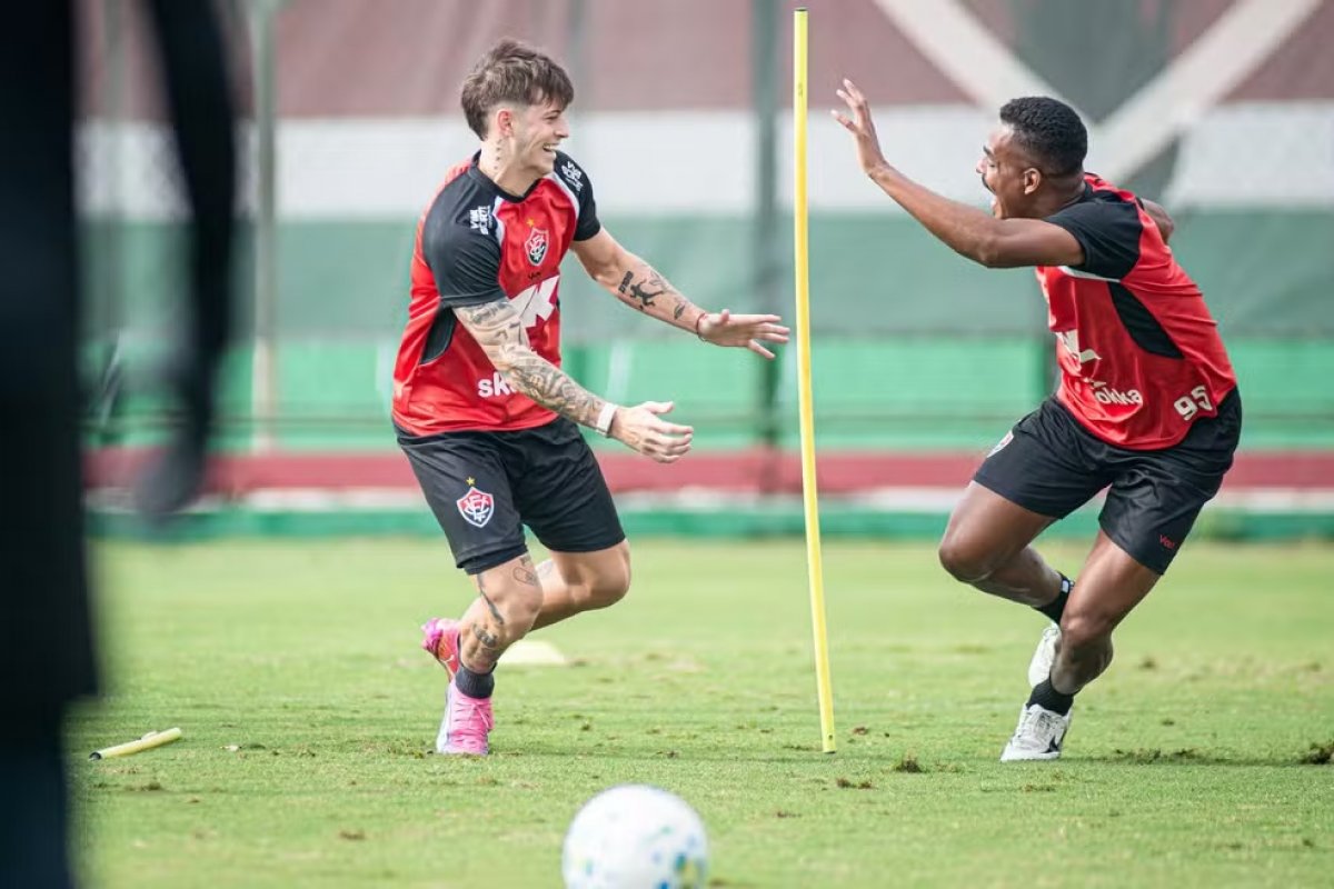 Vitória tenta primeiro triundo fora de casa diante do Remo