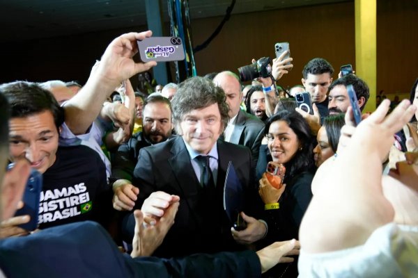 [Governo Lula convoca embaixador da Argentina após fala de Milei contra Moraes]