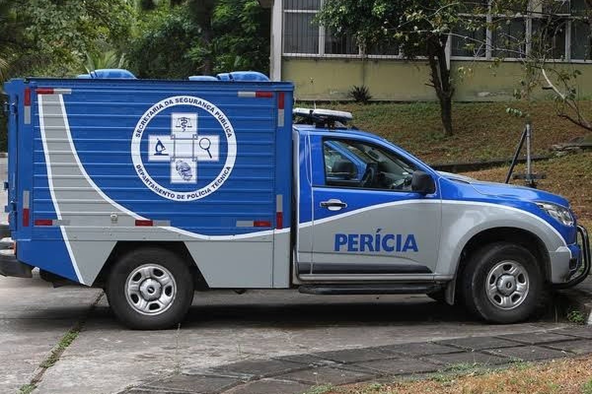 Mulher é presa suspeita de matar companheiro a facadas em Irará