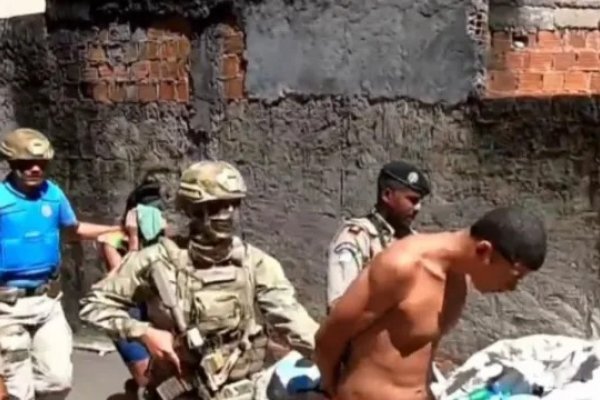 [Foragido da Justiça faz namorada de refém no Nordeste de Amaralina]