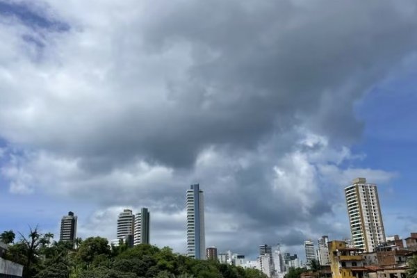 [Previsão do tempo: Salvador pode ter chuvas moderadas e céu nublado neste final de semana]