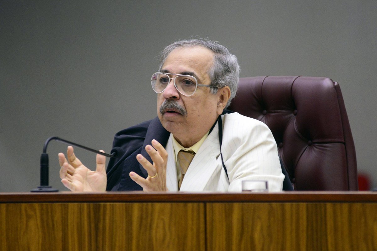 Zanin arquiva inquérito contra ministro do STJ em caso de venda de decisões