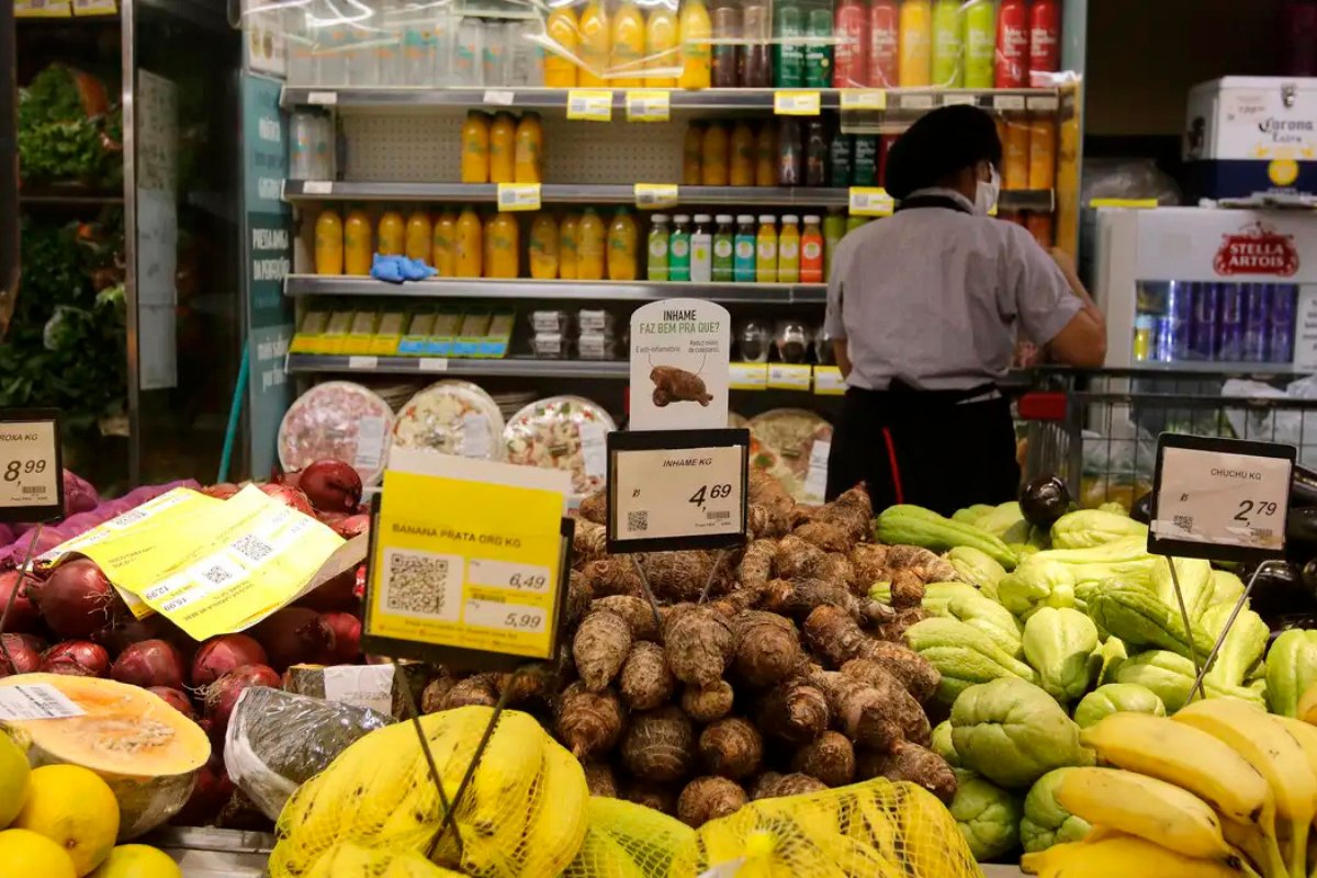 Mercados de município baiano decidem parar de funcionar aos domingo