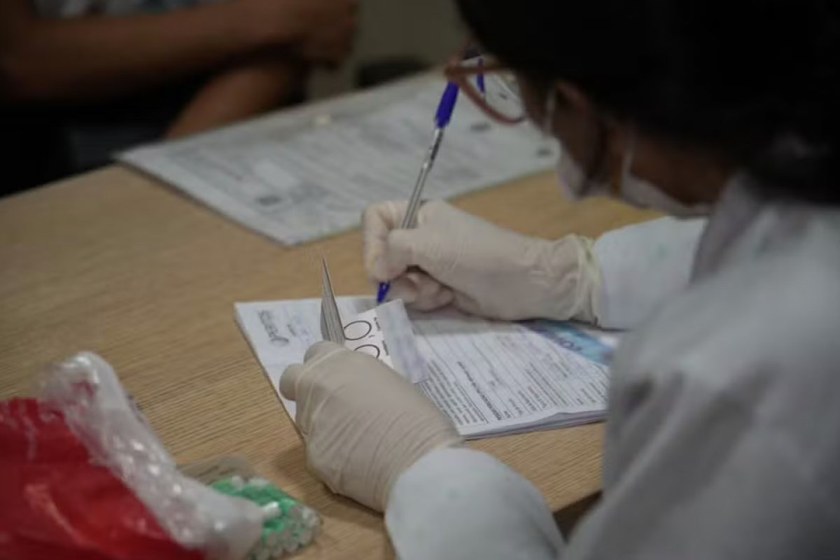 Exames de DNA gratuitos são oferecidos pela Defensoria Pública em cidades na Bahia