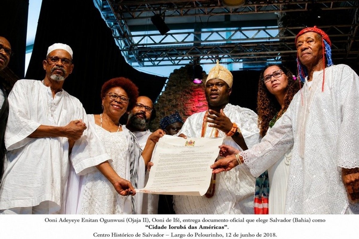 Quando Ilé-Ifẹ̀ reverenciou a Bahia: diplomacia do povo tradicional, participação e os desafios da relação entre África e diáspora