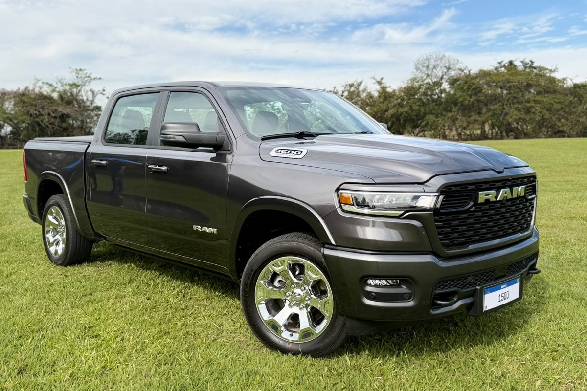 RAM 1500 Bighorn chega com motor mais potente da categoria por R$ 449,9 mil 