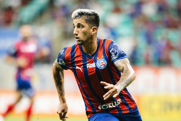 [Kike Olivera pede rescisão ao Bahia e vive impasse após desgaste nos bastidores]