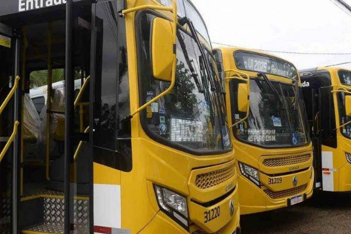 Prefeitura de Salvador vira alvo do MP-BA por suposto 'apagão' de ônibus na Cidade Baixa