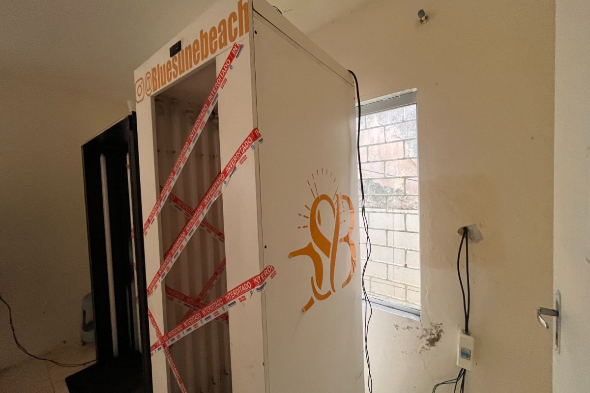 Vigilância Sanitária interdita estabelecimentos de bronze artificial em Salvador