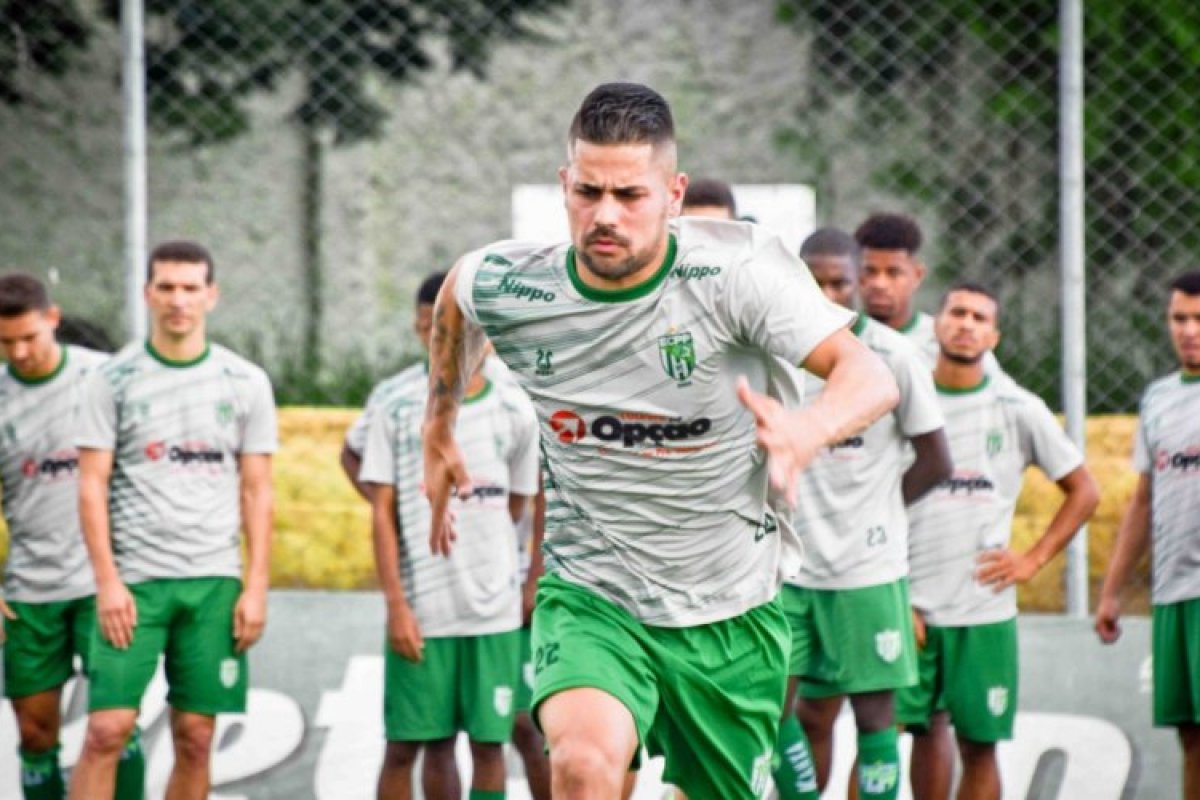 Vitória da Conquista dispensa jogadores e dá adeus ao Baianão