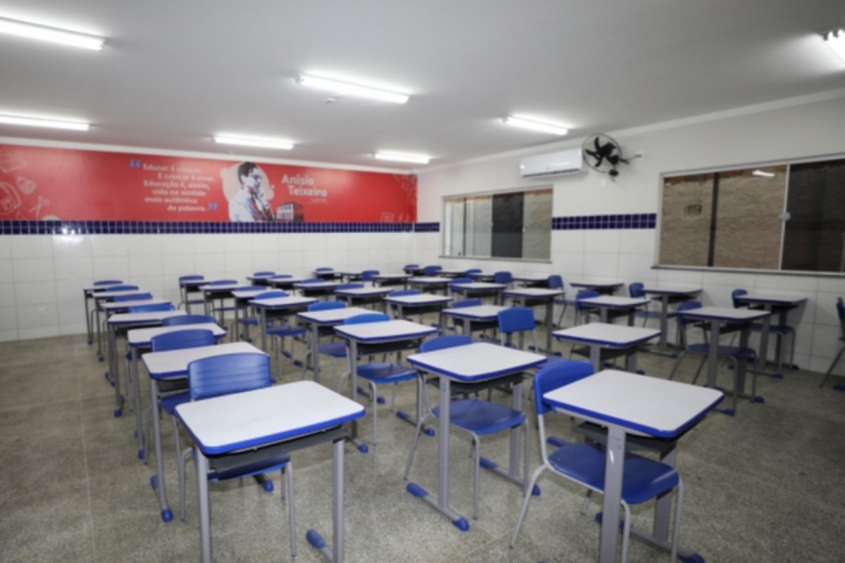 MP-BA investiga Escola Estadual acusada de dificultar matrícula de aluno em Salvador; Governo atribui responsabilidade à Prefeitura