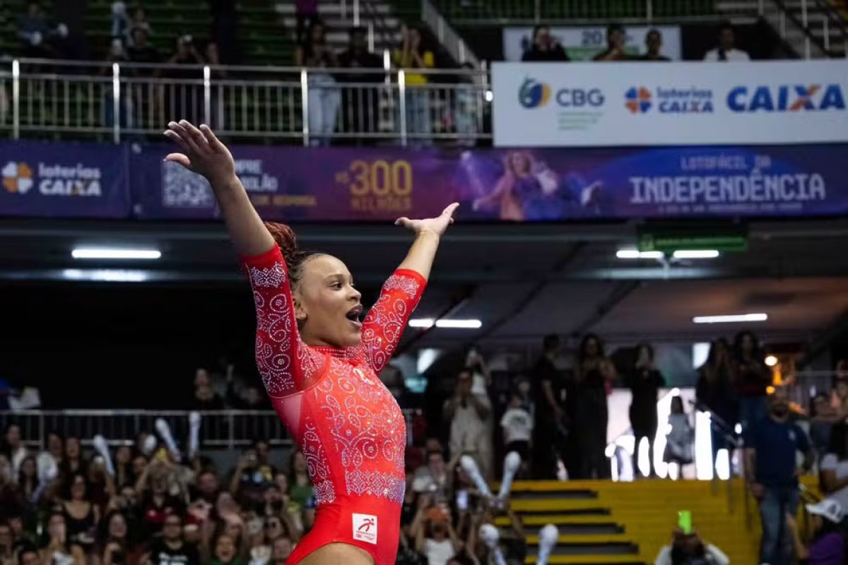 Salto de Rebeca Andrade atinge maior nota do mundo em 2026