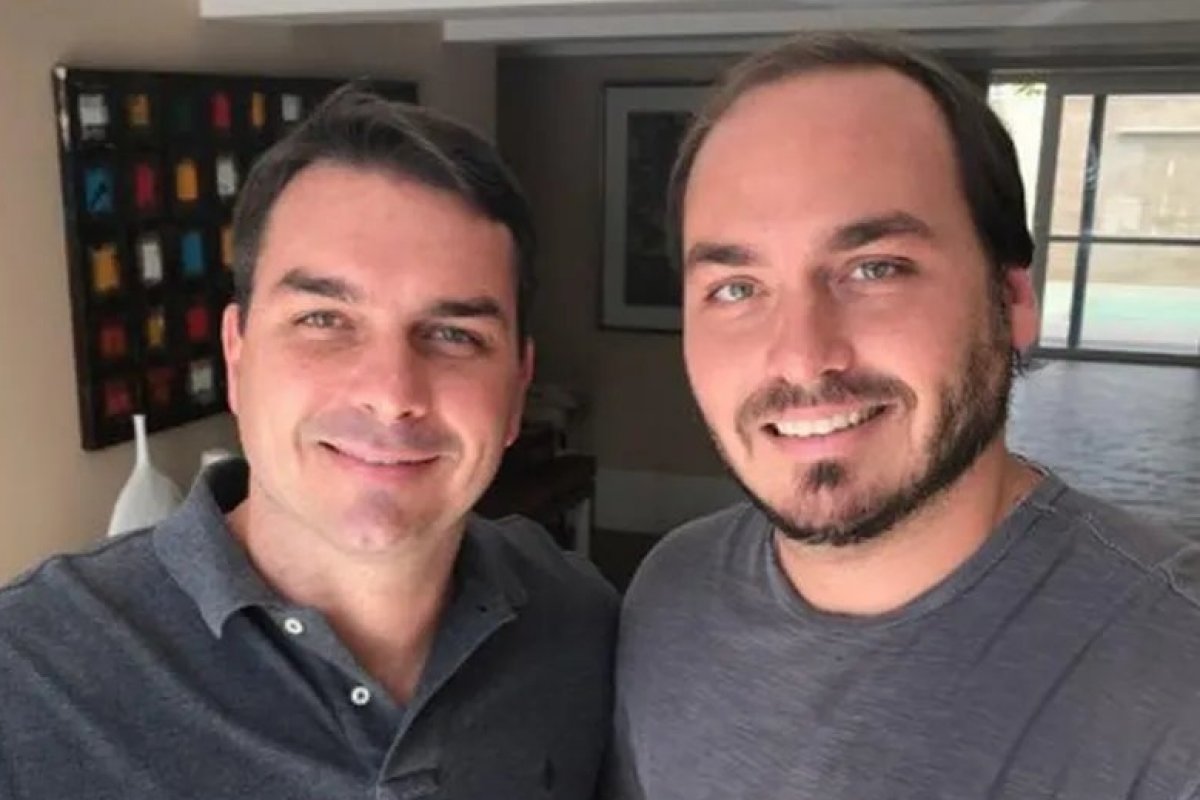 Filhos de Bolsonaro reagem à proibição de visita no Dia dos Pais