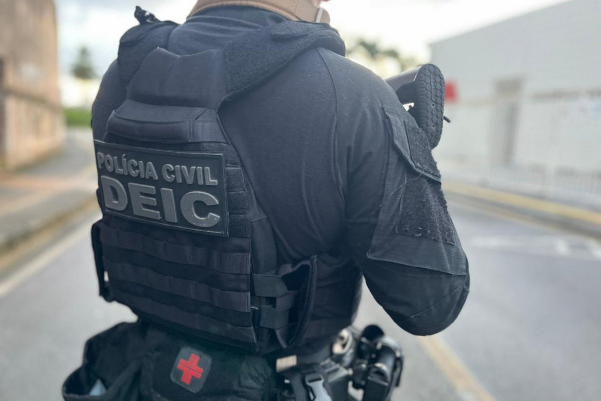 Homem é preso em Itinga por crimes de roubo, estelionato e violência doméstica