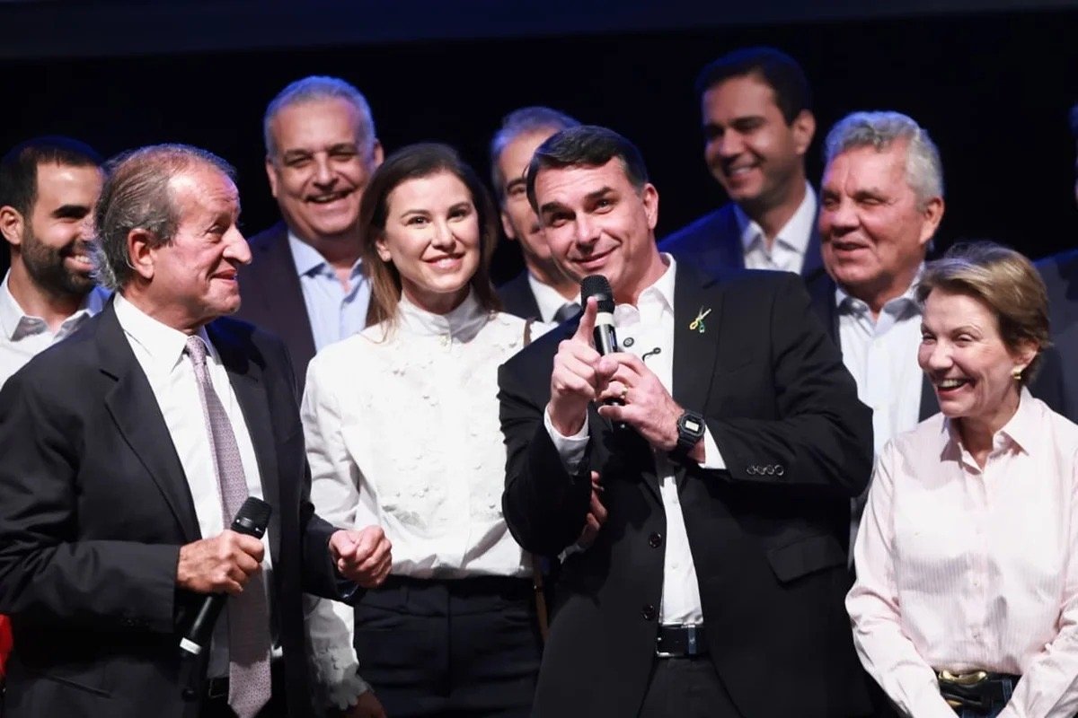 União Progressista mantém neutralidade nacional, mas se alia ao PL na Bahia e mais 10 estados