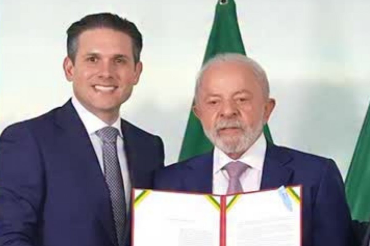 Vídeo: Hugo Motta declara apoio a Lula: "melhor para o país"